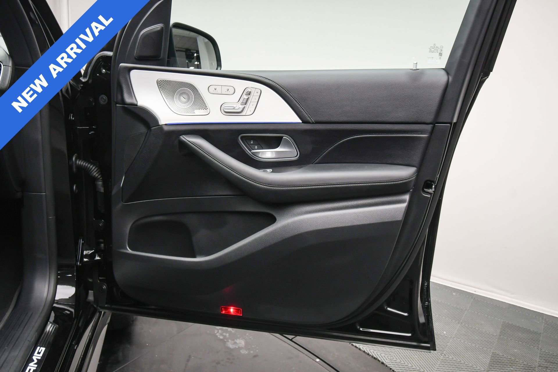 Used 2025 Mercedes-Benz GLE 53 AMG 4MATIC image 48