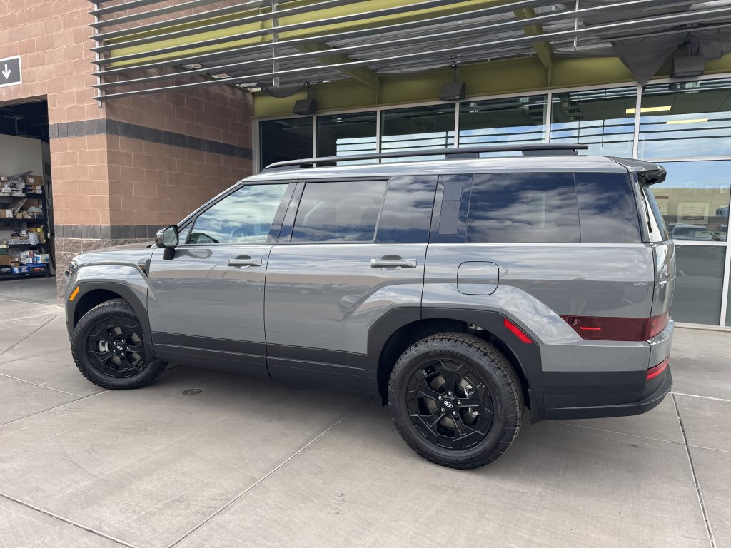 Used 2024 Hyundai Santa Fe XRT image 5