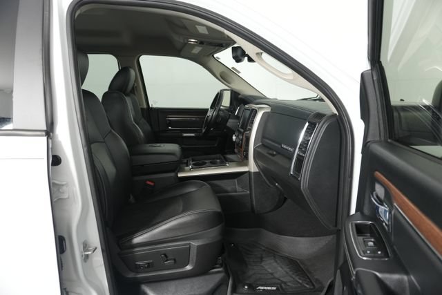 Used 2015 RAM 1500 Laramie w/ Convenience Group AWD/4WD image 32