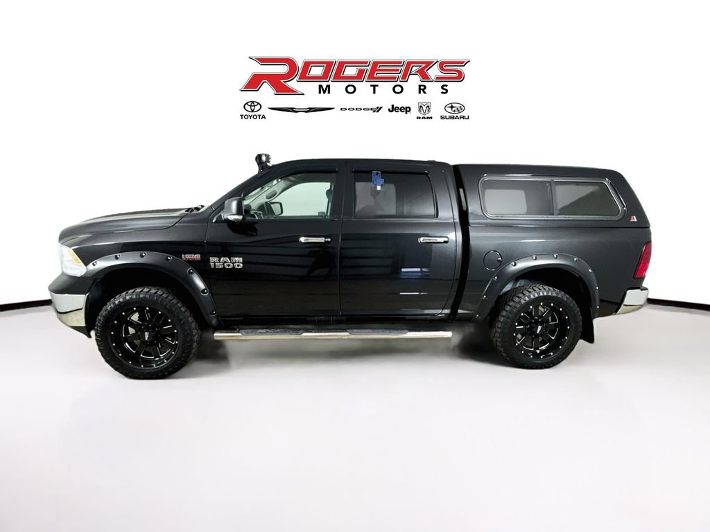 Used 2017 RAM 1500 Classic SLT w/ SLT Plus D←cor Group AWD/4WD image 4