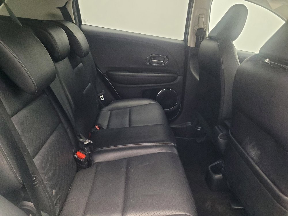 Used 2019 Honda HR-V Touring image 19