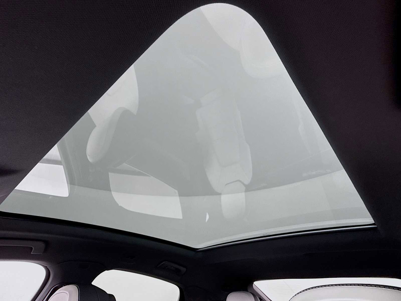 New 2026 Porsche Cayenne Coupe image 23