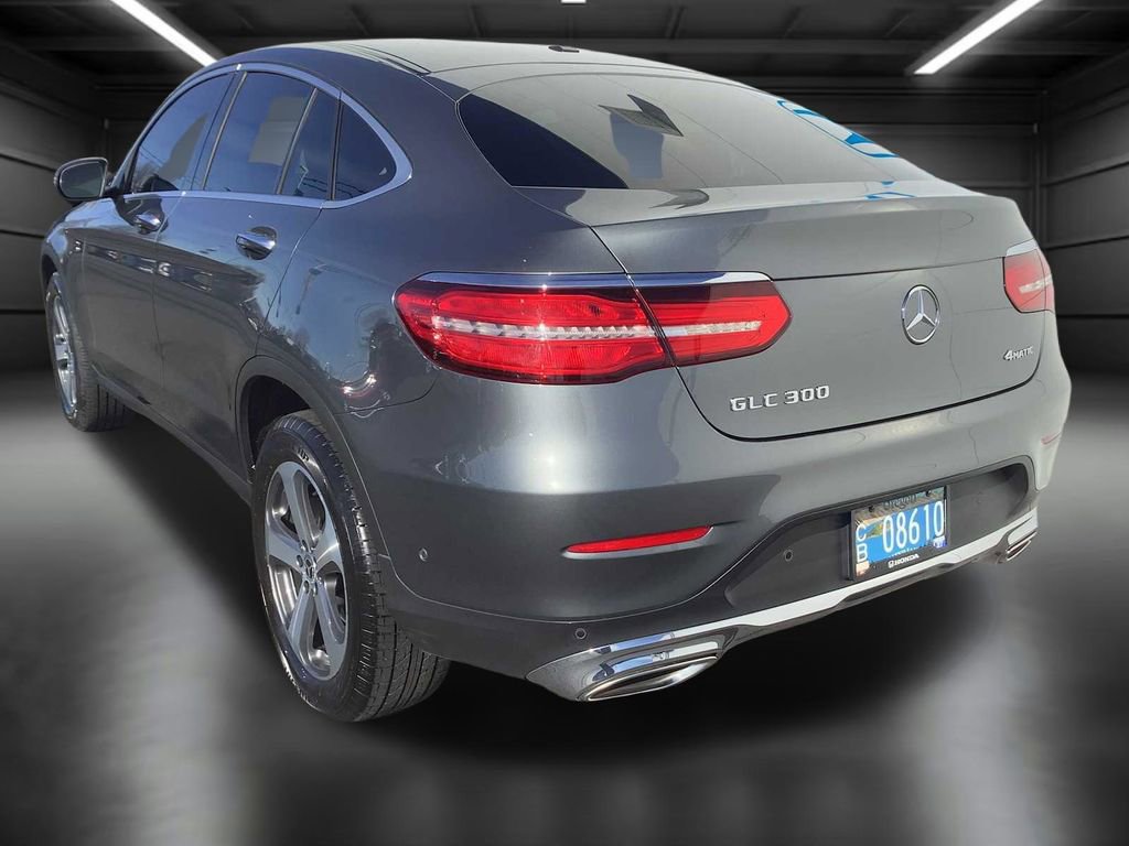 Used 2019 Mercedes-Benz GLC 300 4MATIC Coupe image 4