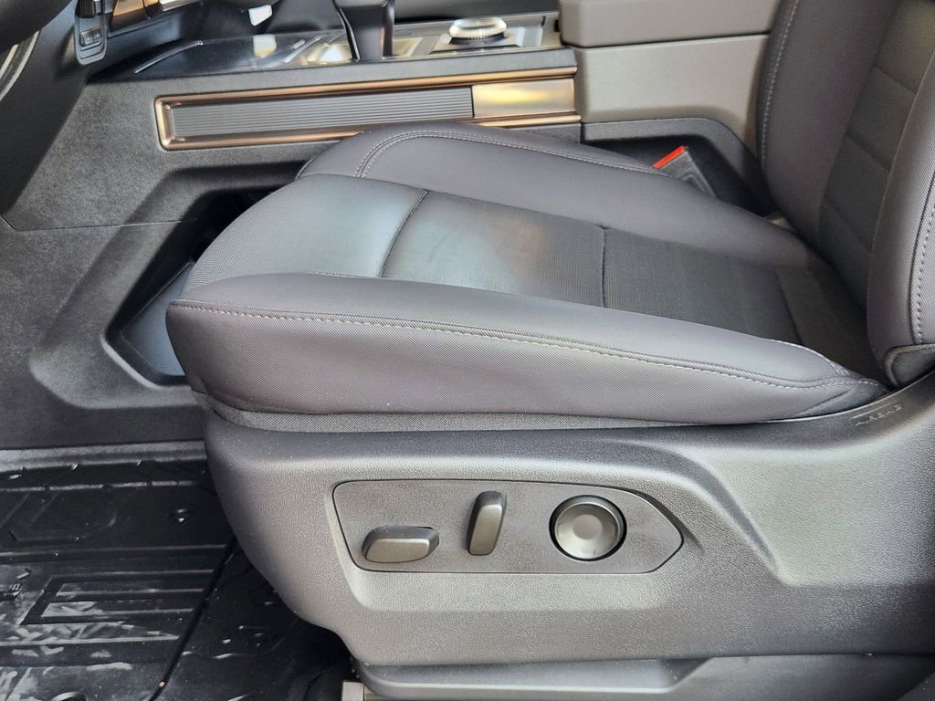 Used 2025 GMC Hummer EV 3X w/ LPO, Sport Package image 24