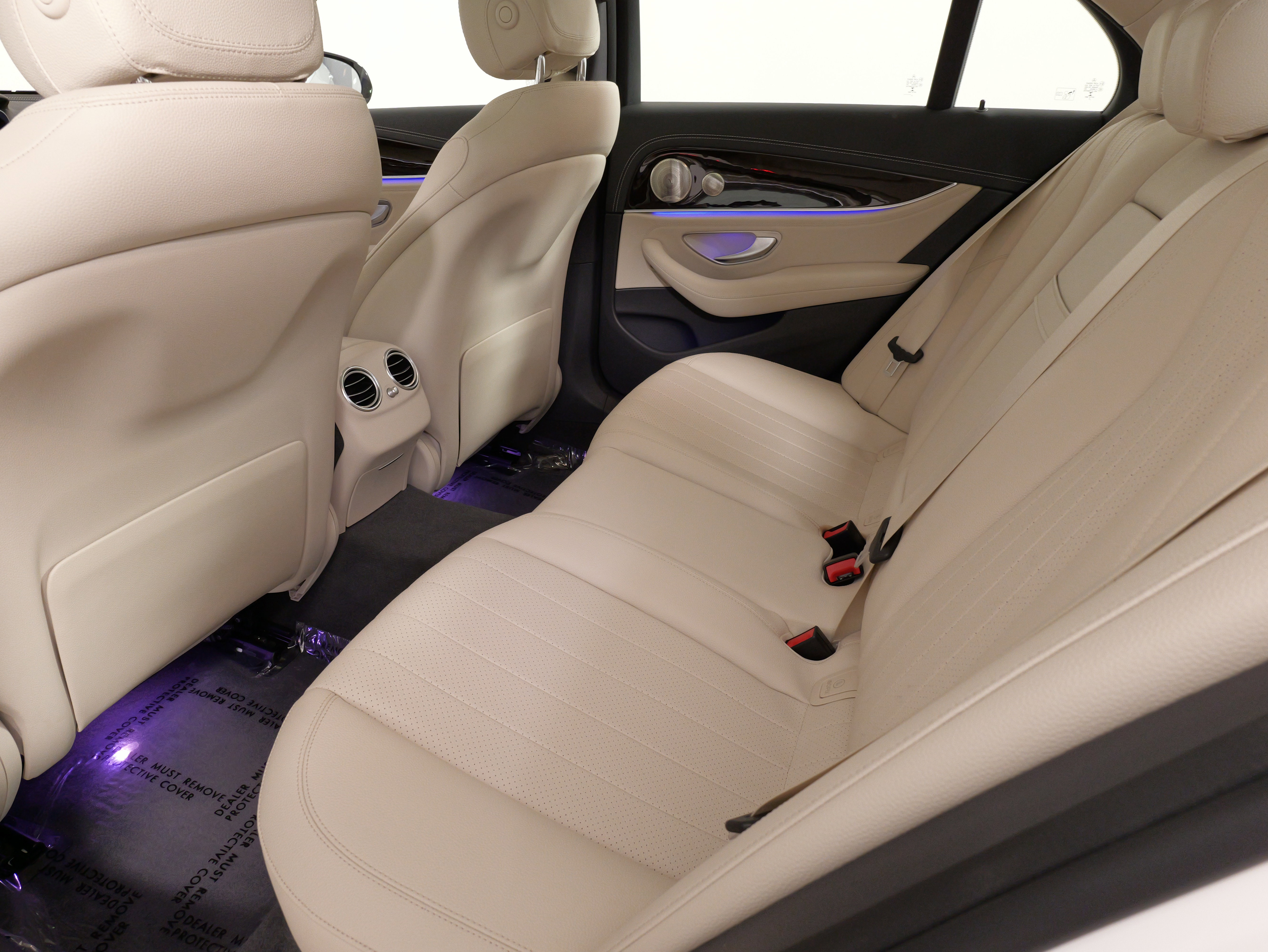 Used 2021 Mercedes-Benz E 350 4MATIC Sedan w/ Premium Package image 37