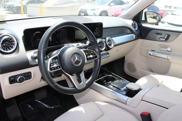Used 2022 Mercedes-Benz GLB 250 image 12