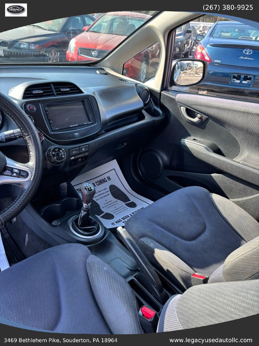 Used 2012 Honda Fit Sport image 30