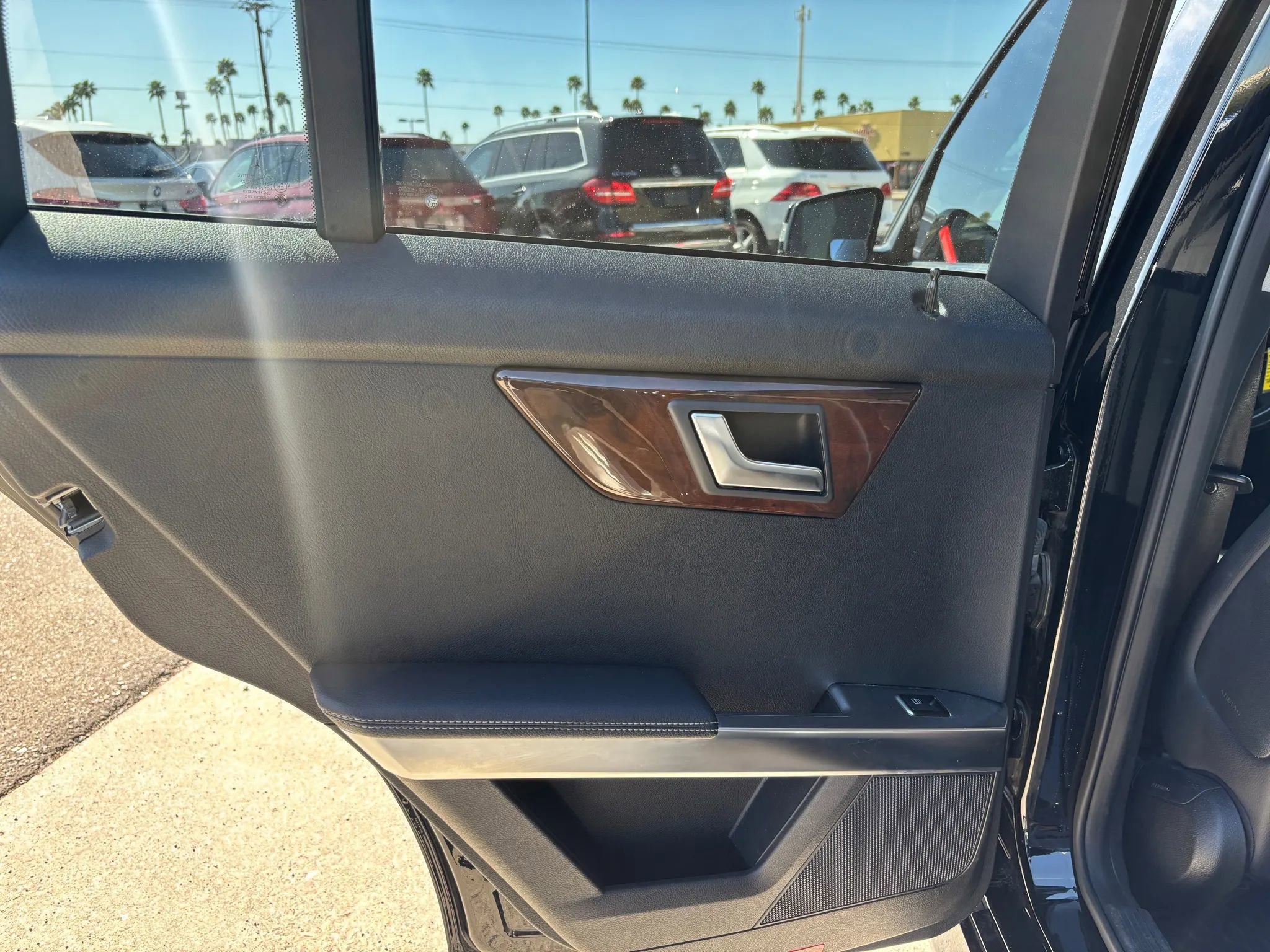 Used 2015 Mercedes-Benz GLK 350 GLK 350 Sport Utility 4D image 30