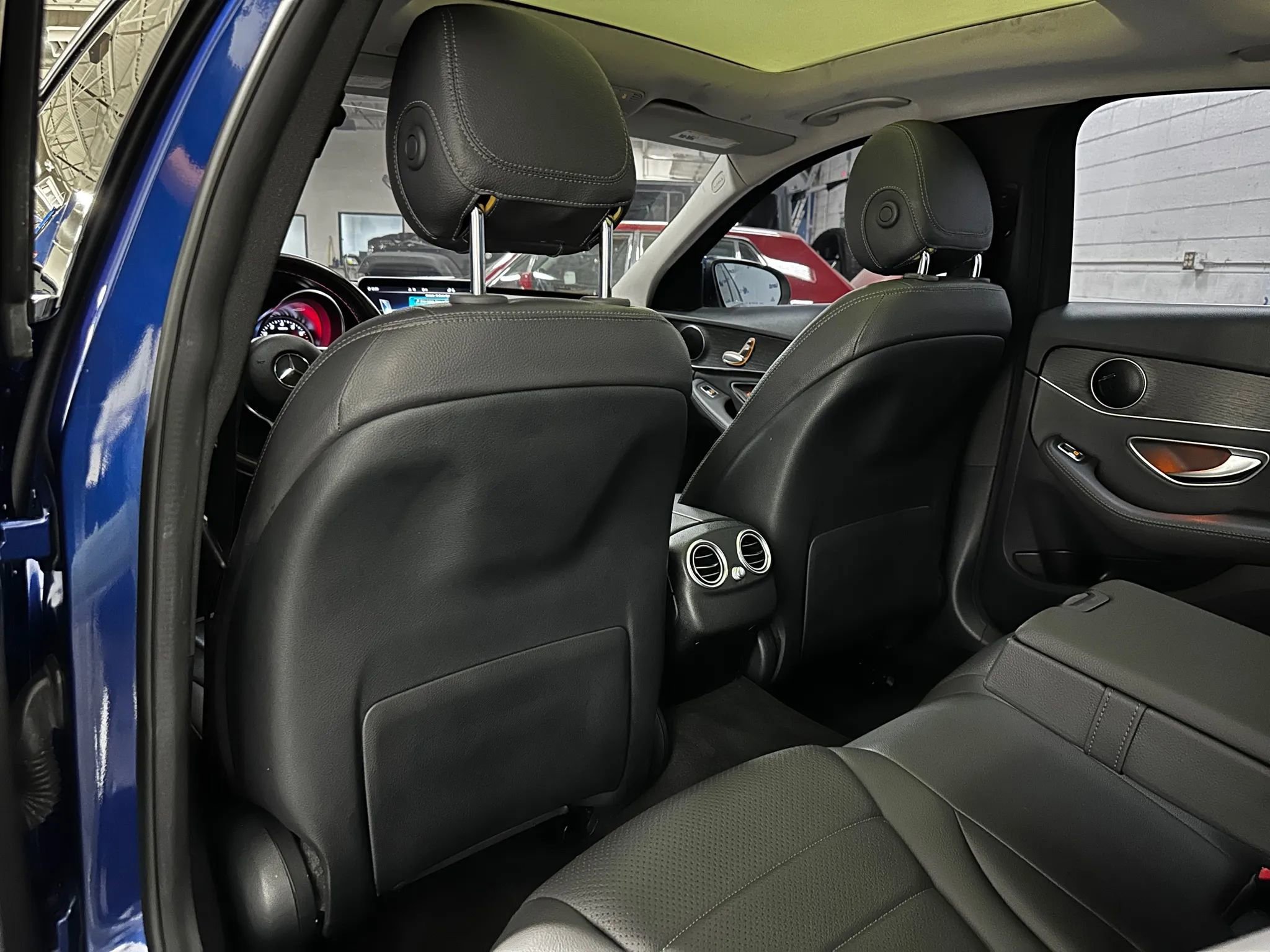 Used 2019 Mercedes-Benz C 300 Sedan w/ Parking Assistance Package image 14