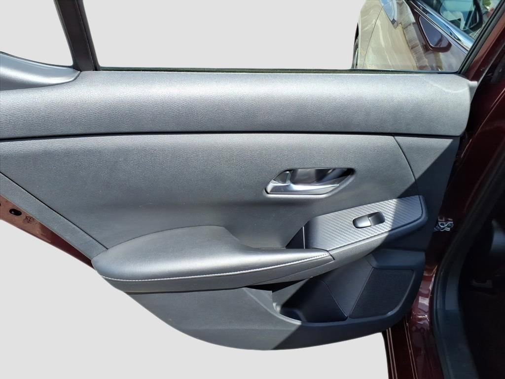 Used 2023 Nissan Sentra SV image 10