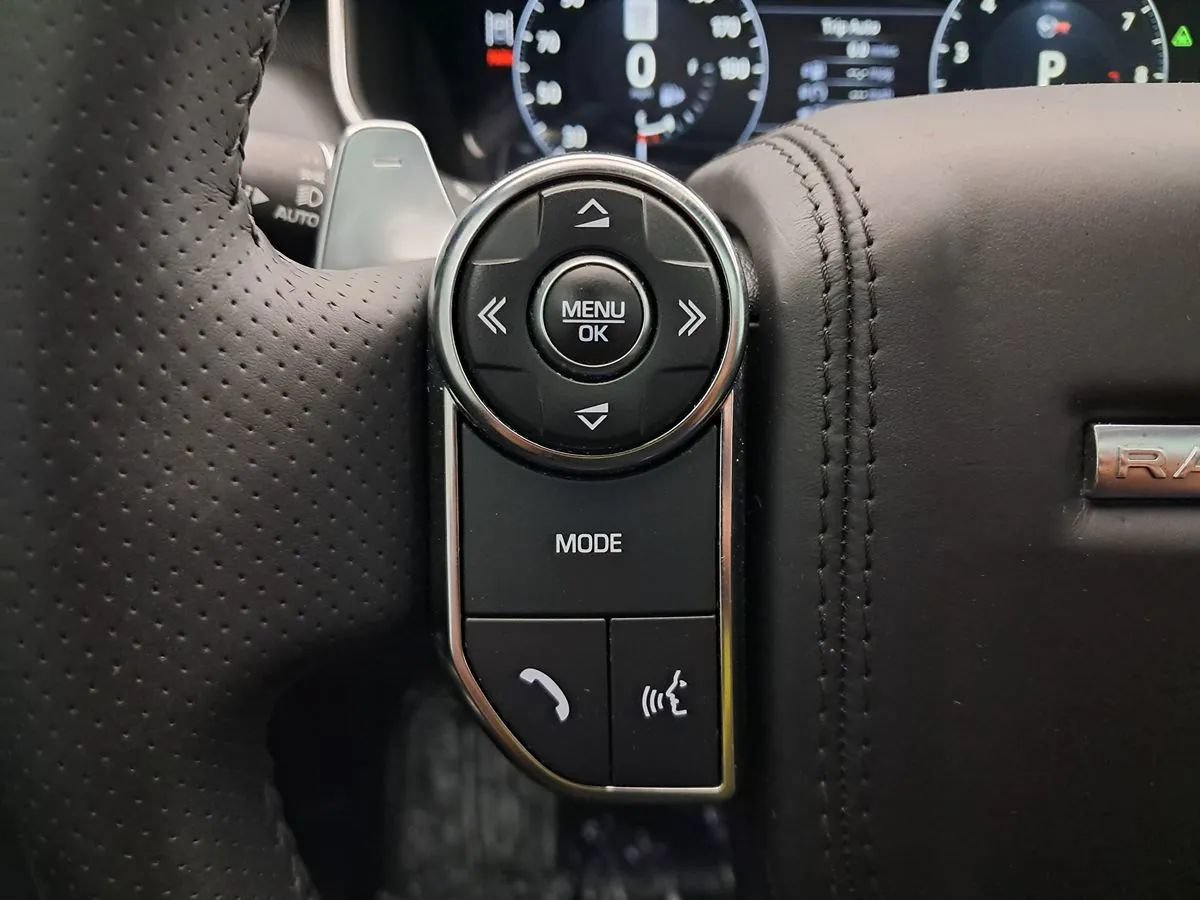 Used 2017 Land Rover Range Rover Sport SVR AWD/4WD image 23