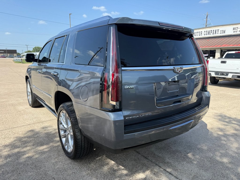 Used 2020 Cadillac Escalade Premium Luxury RWD image 5