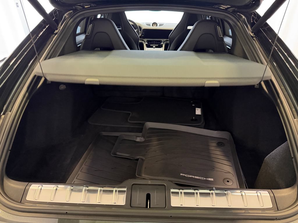 Certified 2025 Porsche Panamera 4 AWD/4WD image 28
