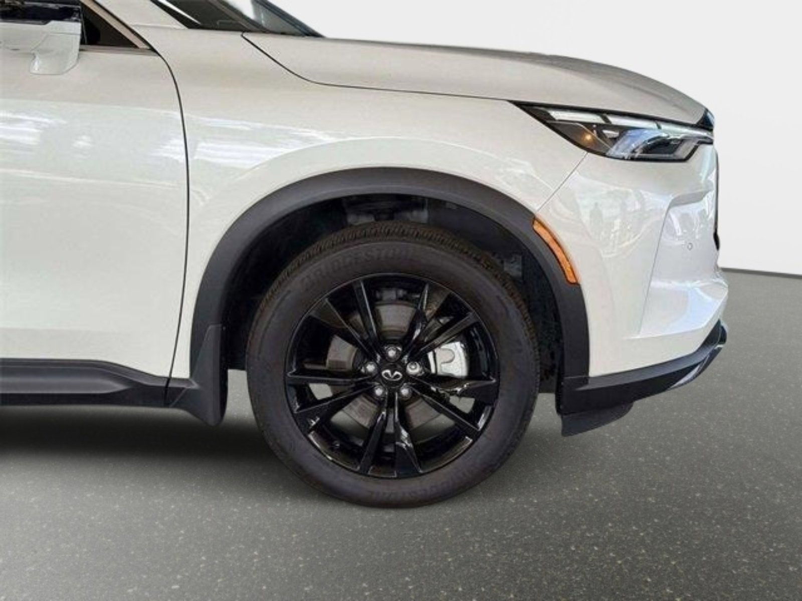 Used 2025 INFINITI QX60 Luxe image 16
