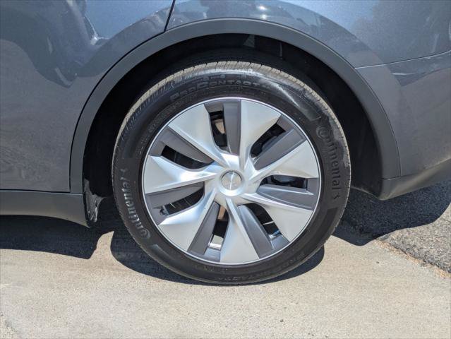 Used 2023 Tesla Model Y Long Range AWD/4WD image 9