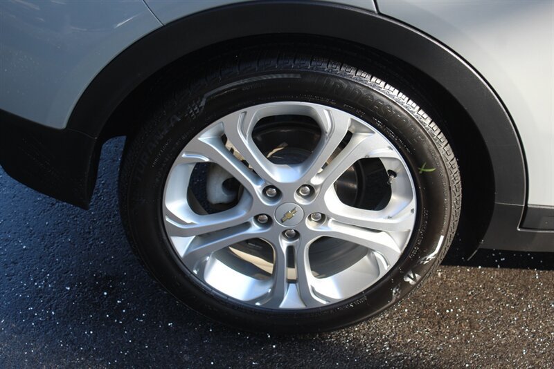 Used 2019 Chevrolet Bolt LT FWD image 22