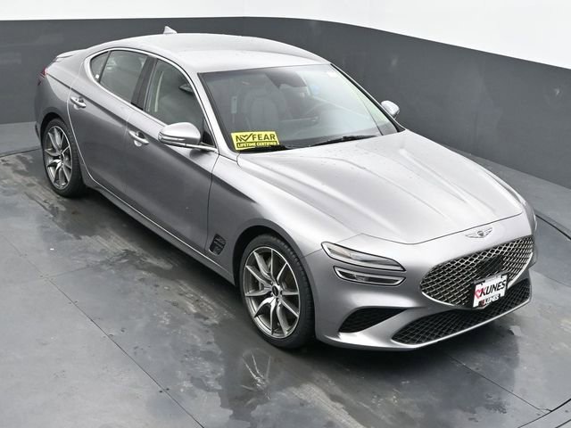 Used 2025 Genesis G70 2.5T image 36