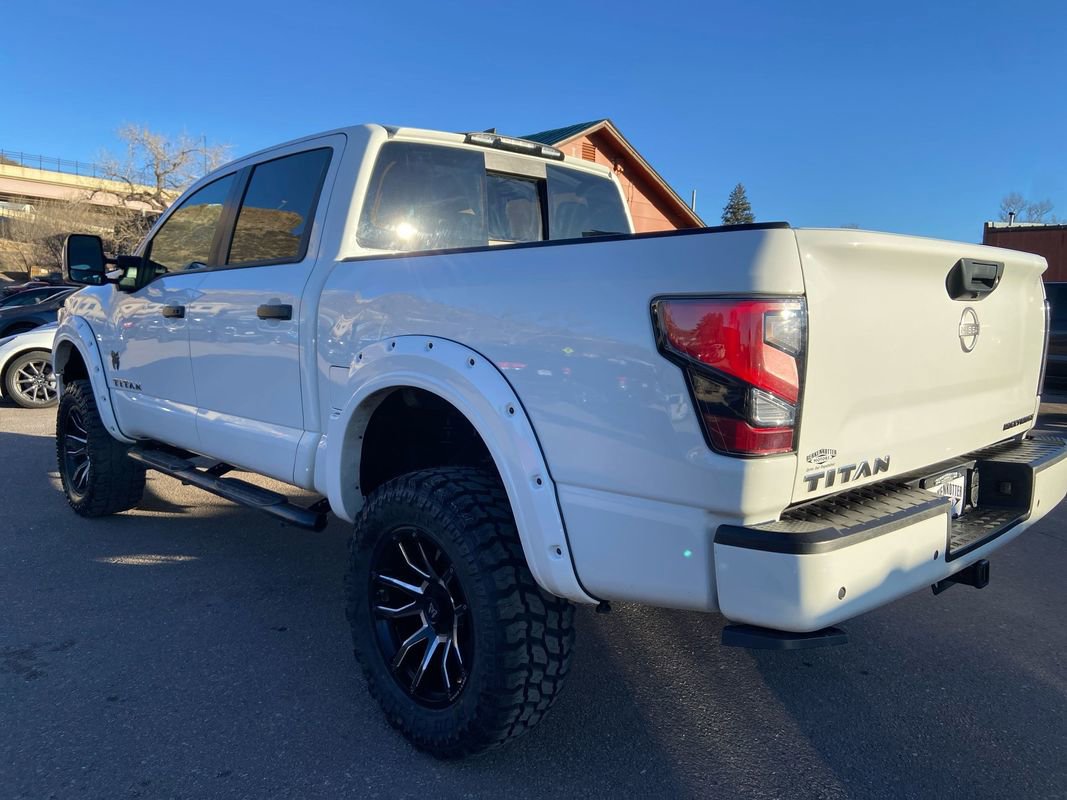 Used 2023 Nissan Titan SV w/ SV Convenience Package image 8