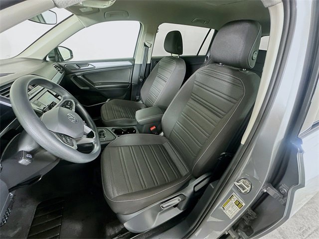 Used 2023 Volkswagen Tiguan S image 28