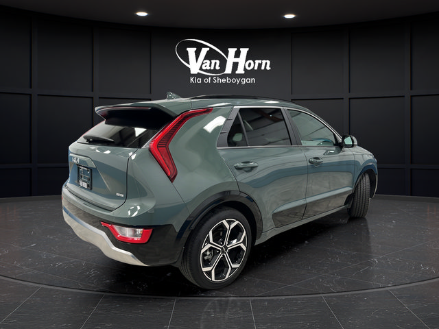 Used 2024 Kia Niro EX Touring FWD image 7