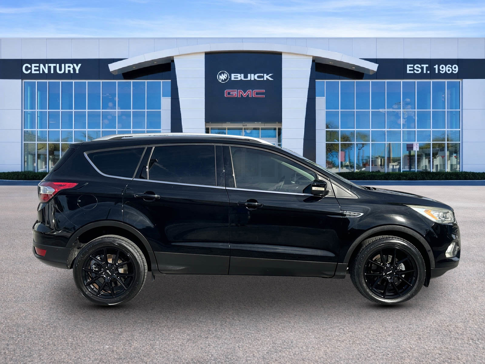 Used 2017 Ford Escape Titanium w/ Equipment Group 301A image 3