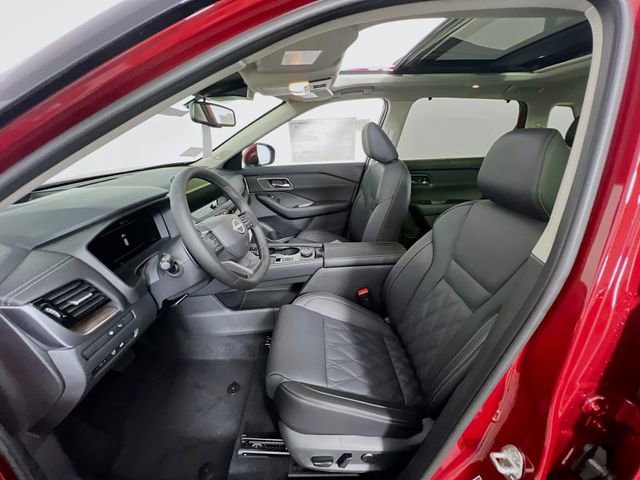 New 2026 Nissan Rogue Platinum w/ Platinum Premium Package image 18