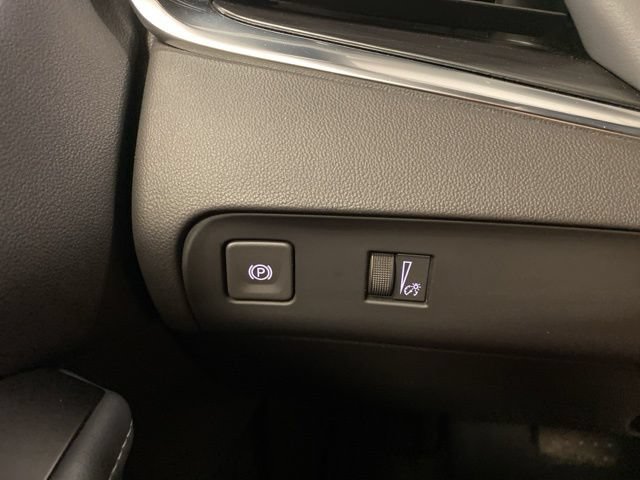 Certified 2023 Buick Enclave Essence w/ Experience Buick Package AWD/4WD image 18