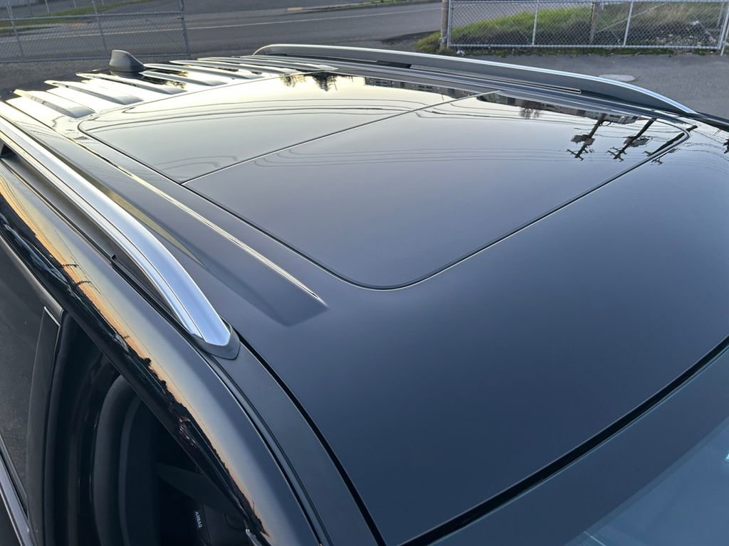 Used 2025 Ford Explorer Platinum w/ LUX Leather Package AWD/4WD image 28