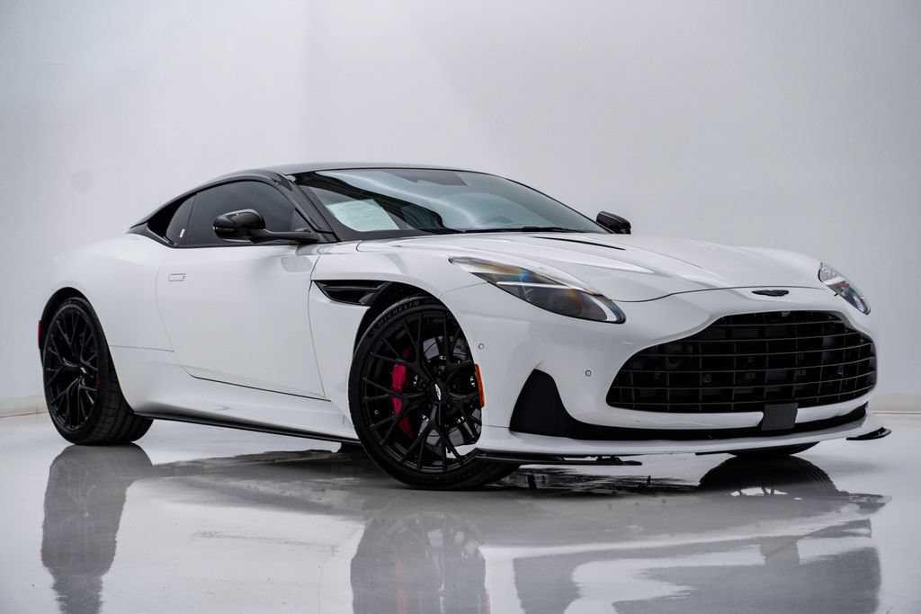 Used 2024 Aston Martin DB12 Coupe RWD image 1