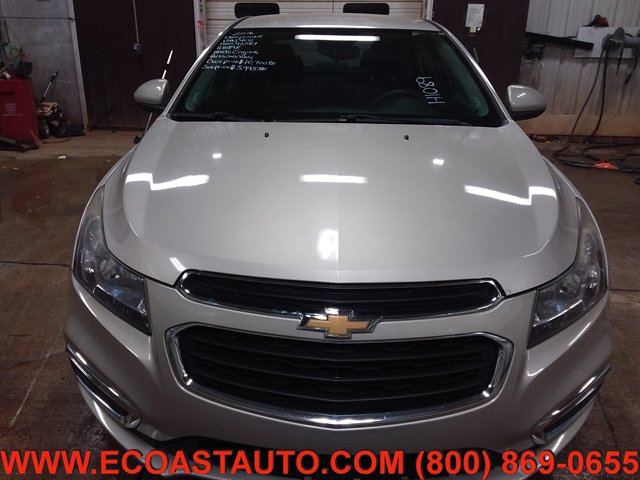Used 2016 Chevrolet Cruze LT w/ Technology Package FWD image 7