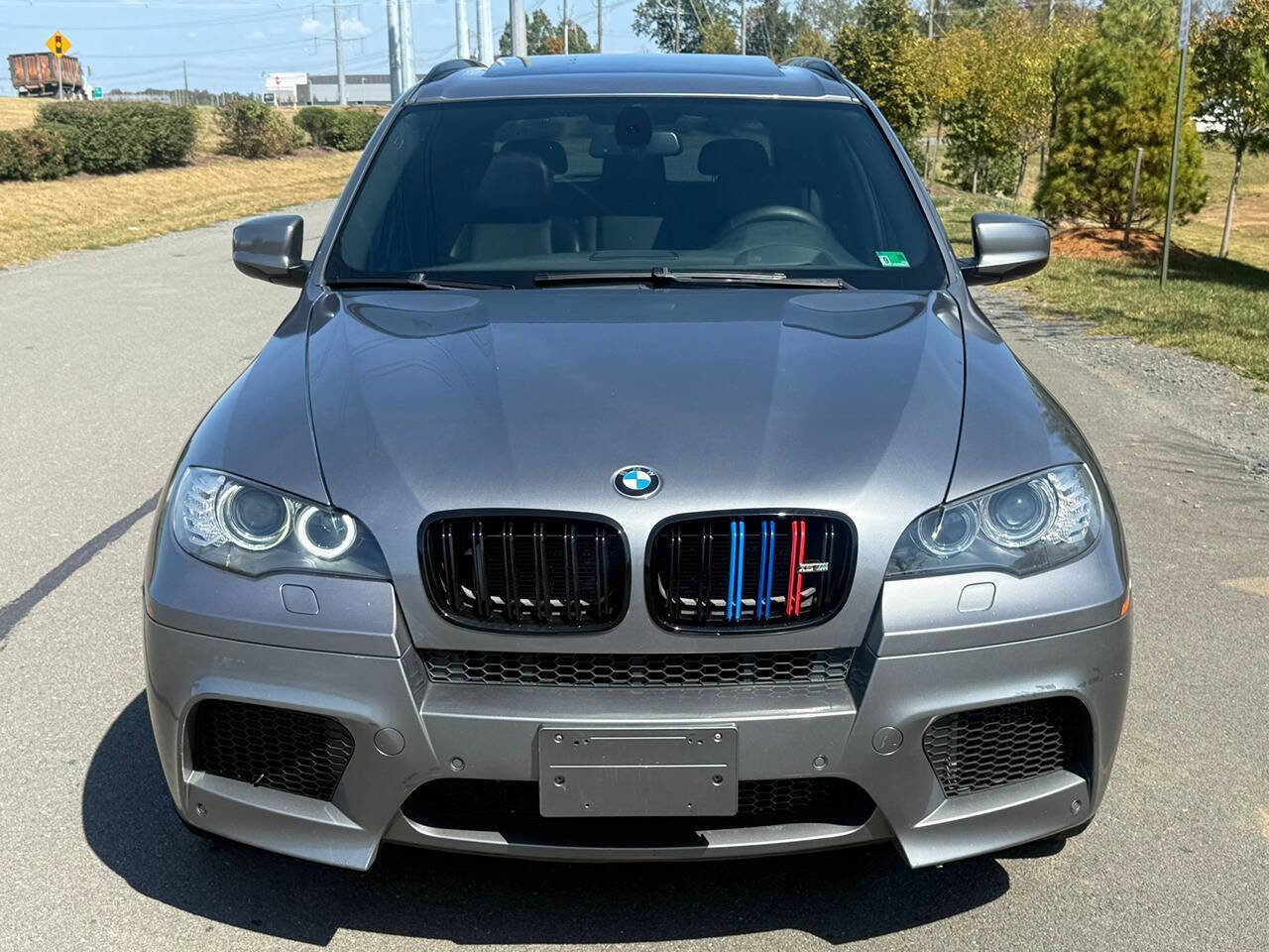 Used 2011 BMW X5 M image 8