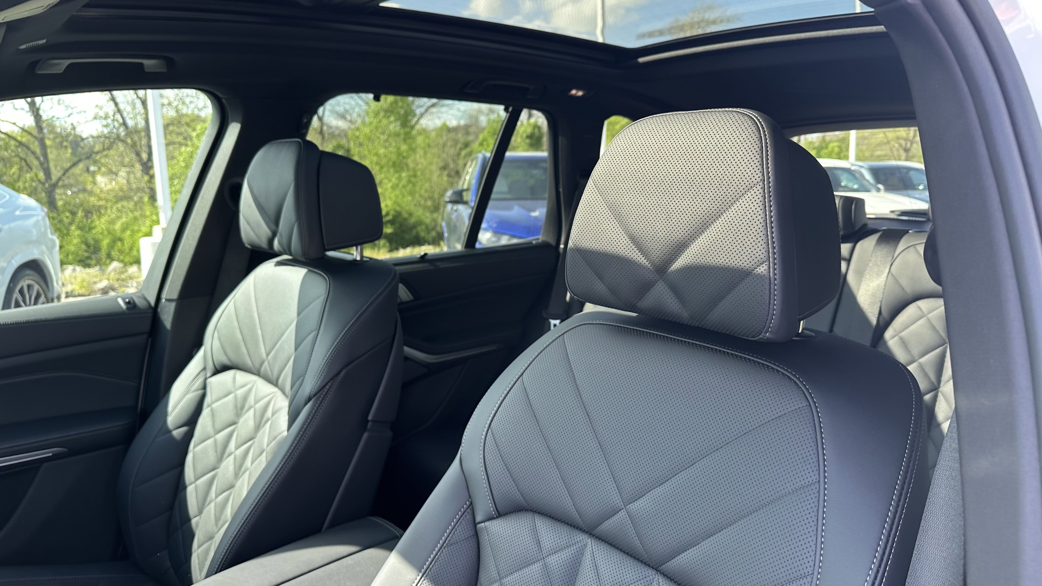 Certified 2025 BMW X5 M60i image 20