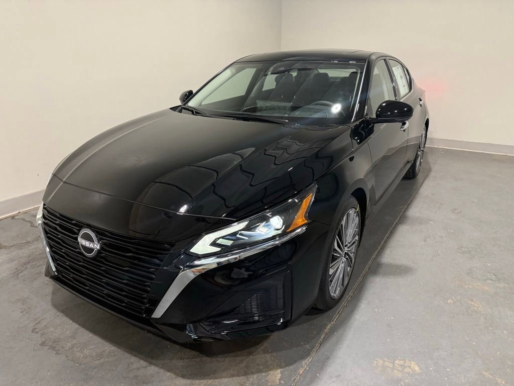 New 2025 Nissan Altima 2.5 SL image 3