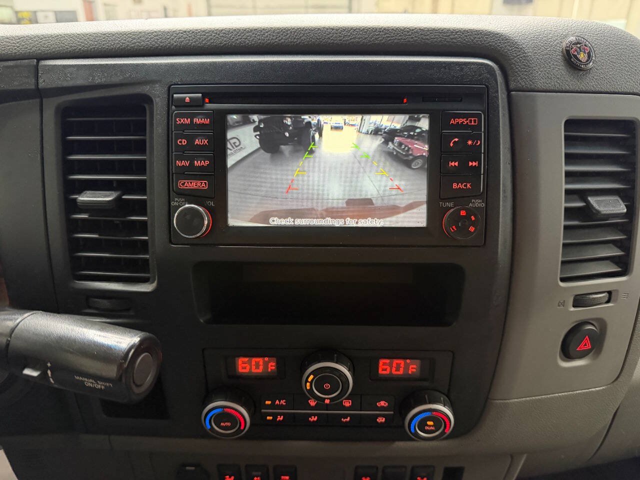 Used 2016 Nissan NV 3500 SL RWD image 23