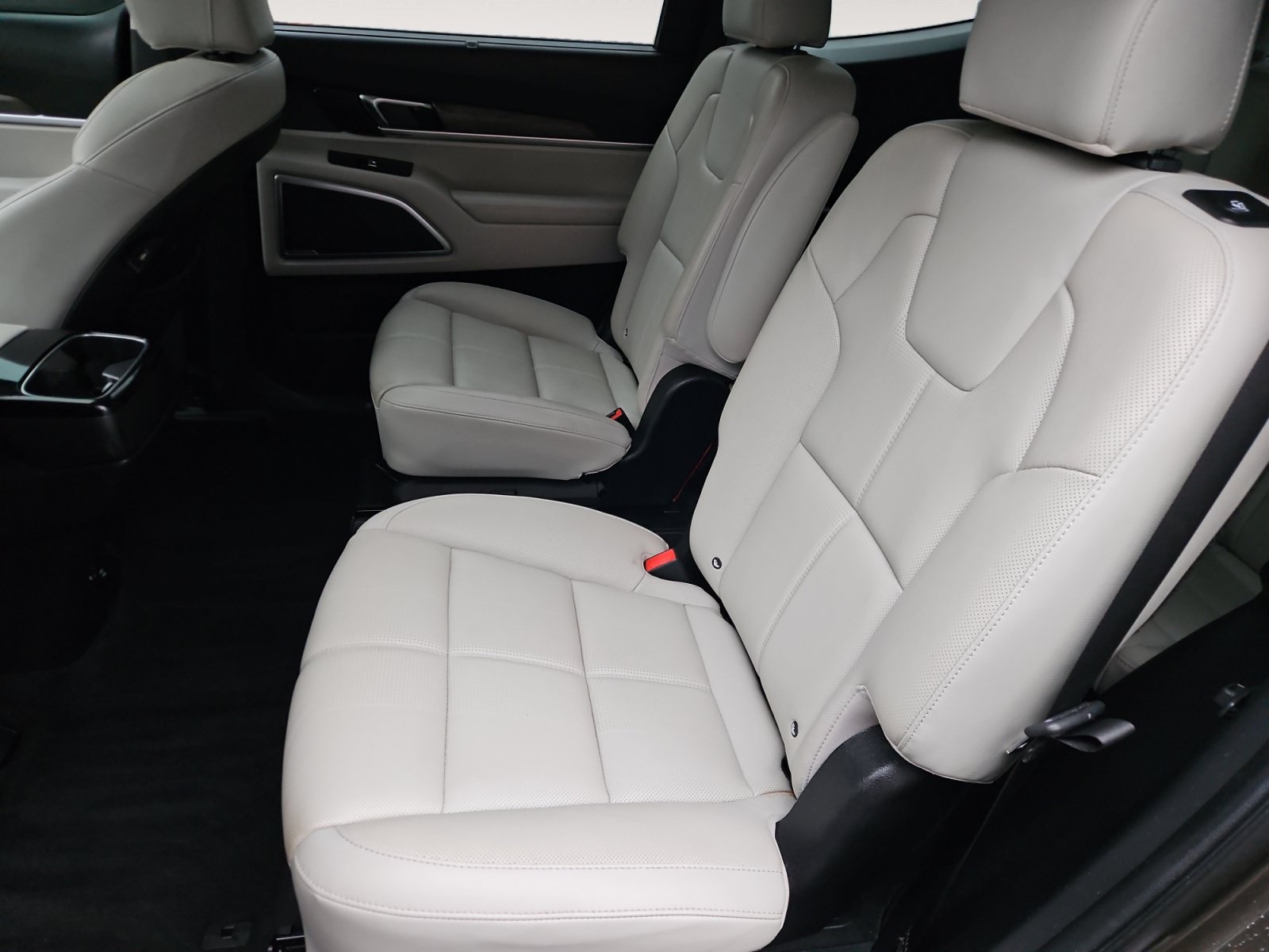 Used 2022 Kia Telluride EX w/ EX Premium Package AWD/4WD image 14