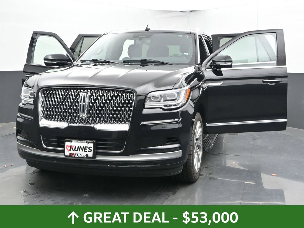 Used 2024 Lincoln Navigator Premiere image 54