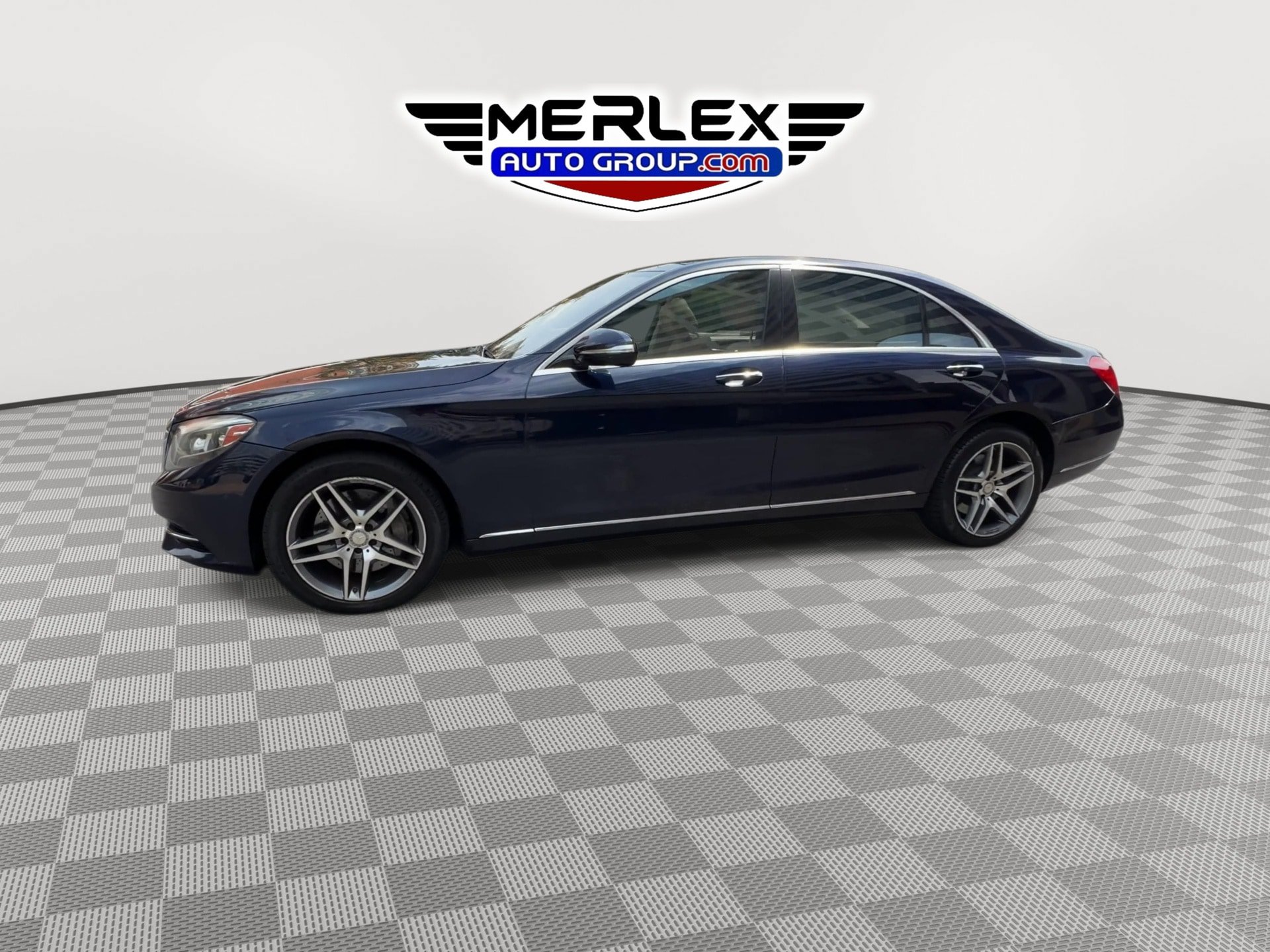 Used 2015 Mercedes-Benz S 550 4MATIC Sedan image 4