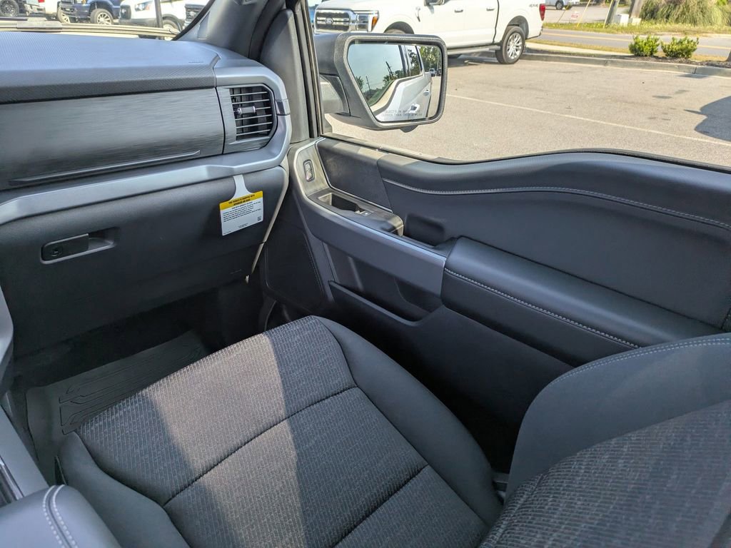 New 2026 Ford F150 XLT RWD image 17