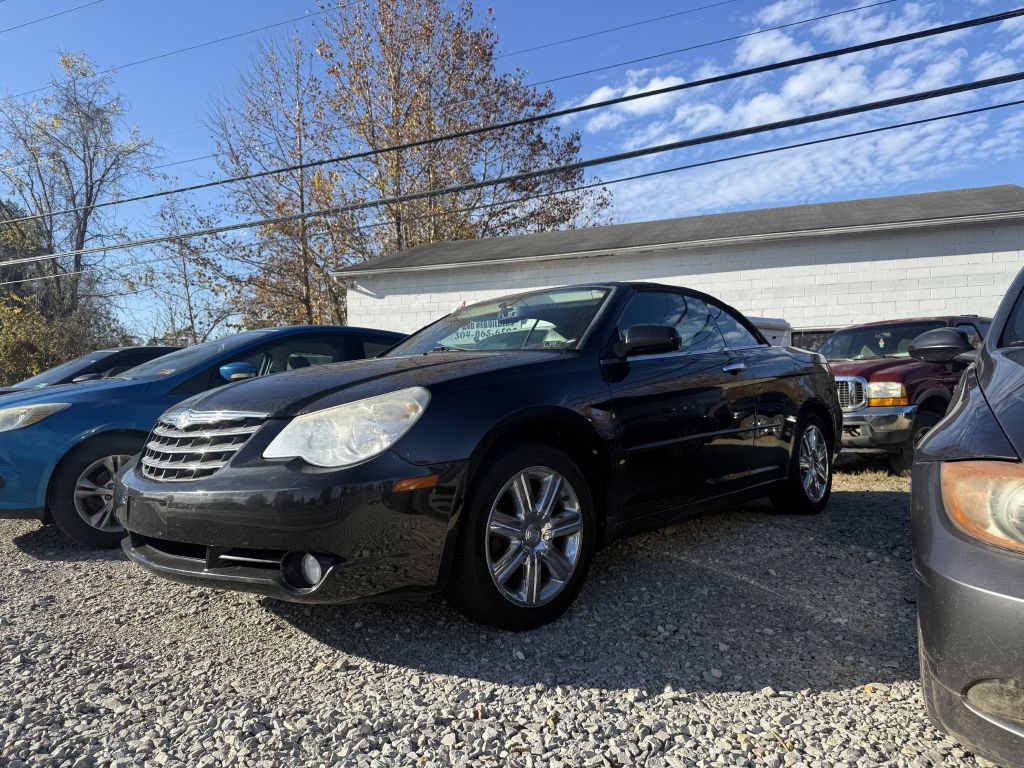 Used 2010 Chrysler Sebring Limited image 1