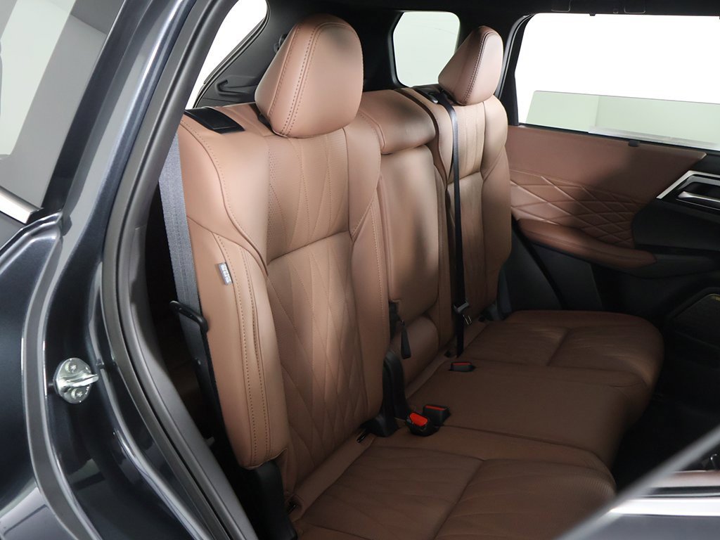 New 2025 Mitsubishi Outlander SEL image 39