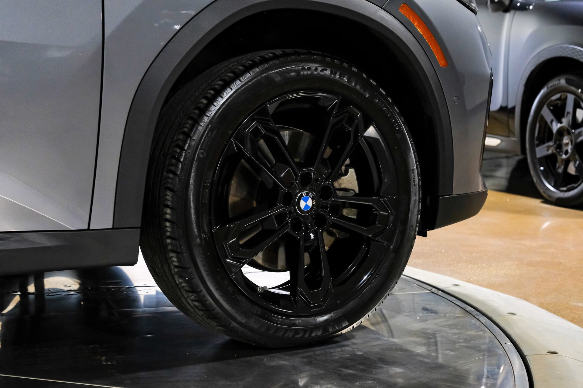 Used 2025 BMW X2 xDrive28i AWD/4WD image 59