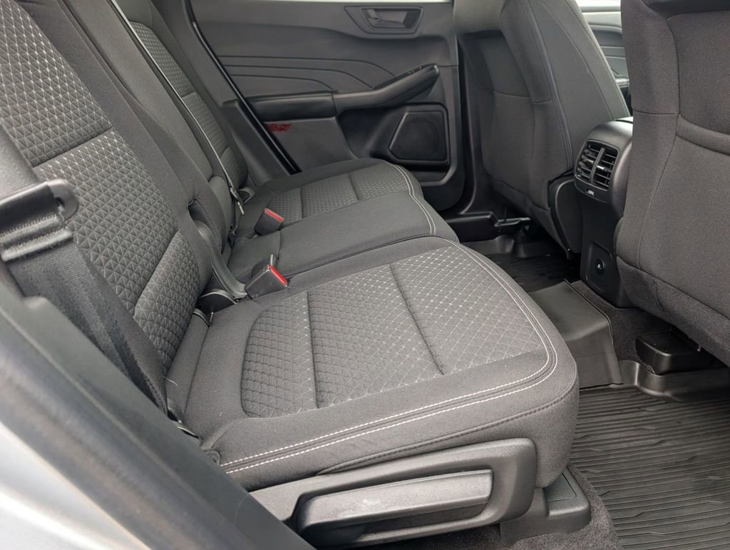 Used 2023 Ford Escape Active image 42