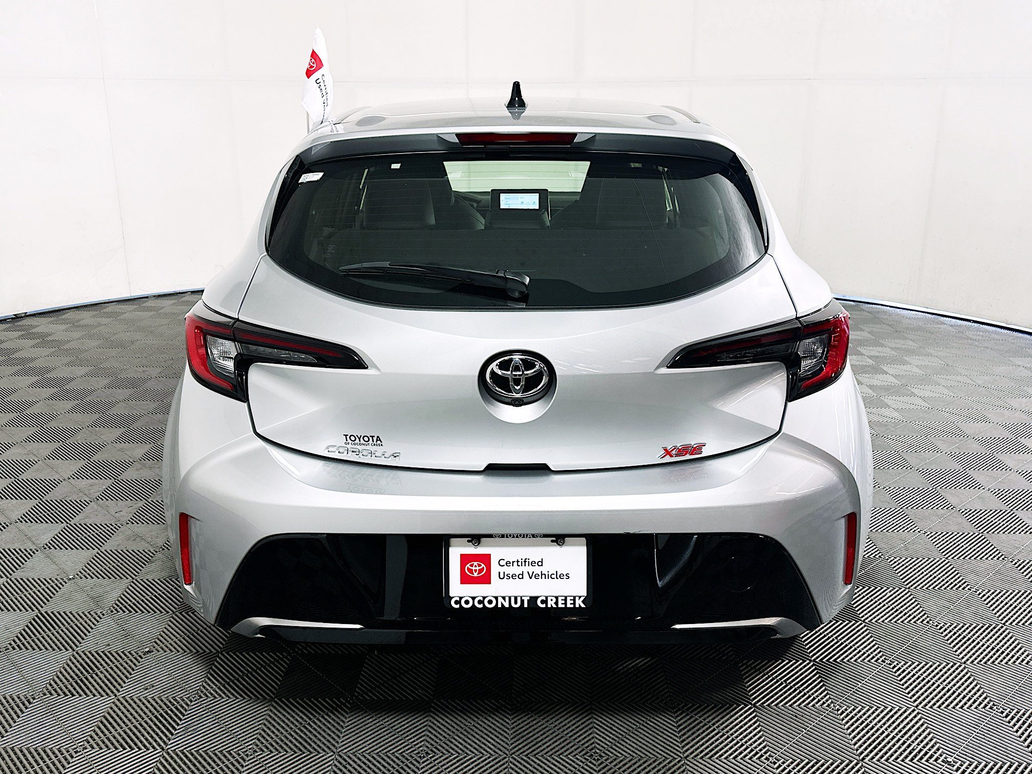 Certified 2026 Toyota Corolla XSE FWD image 4