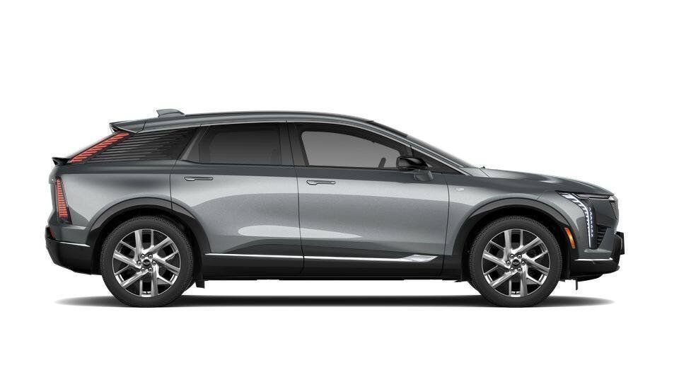 New 2027 Cadillac Optiq Luxury w/ LPO, Floor Liner Package AWD/4WD image 40