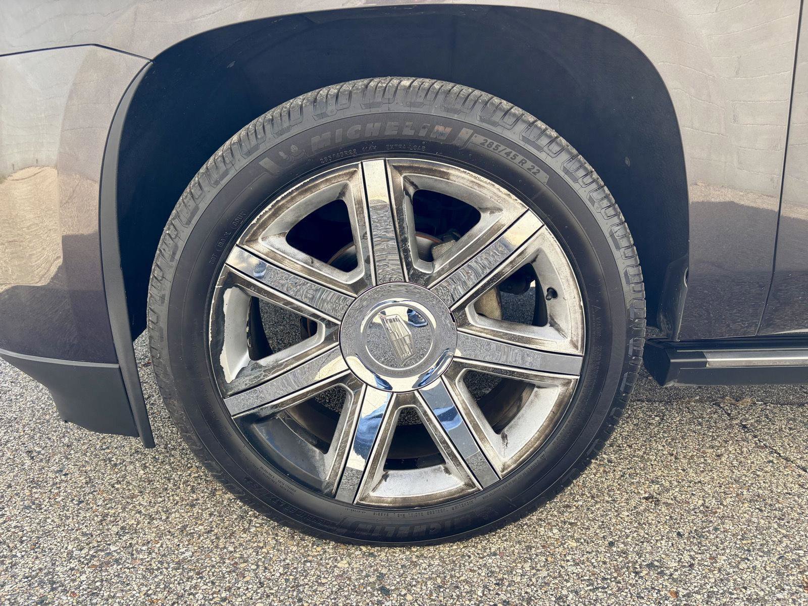 Used 2015 Cadillac Escalade ESV Premium image 26