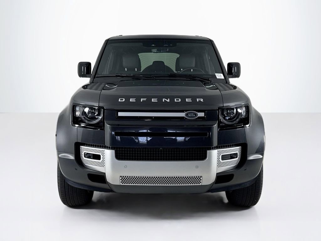 Used 2025 Land Rover Defender 110 S image 8