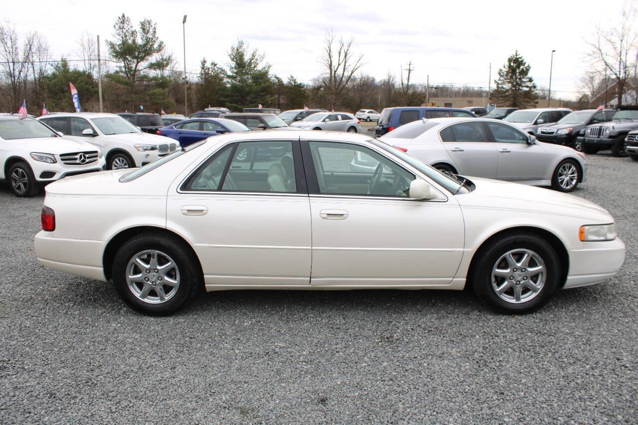Used 2001 Cadillac Seville SLS w/ Premium Luxury Pkg FWD image 6