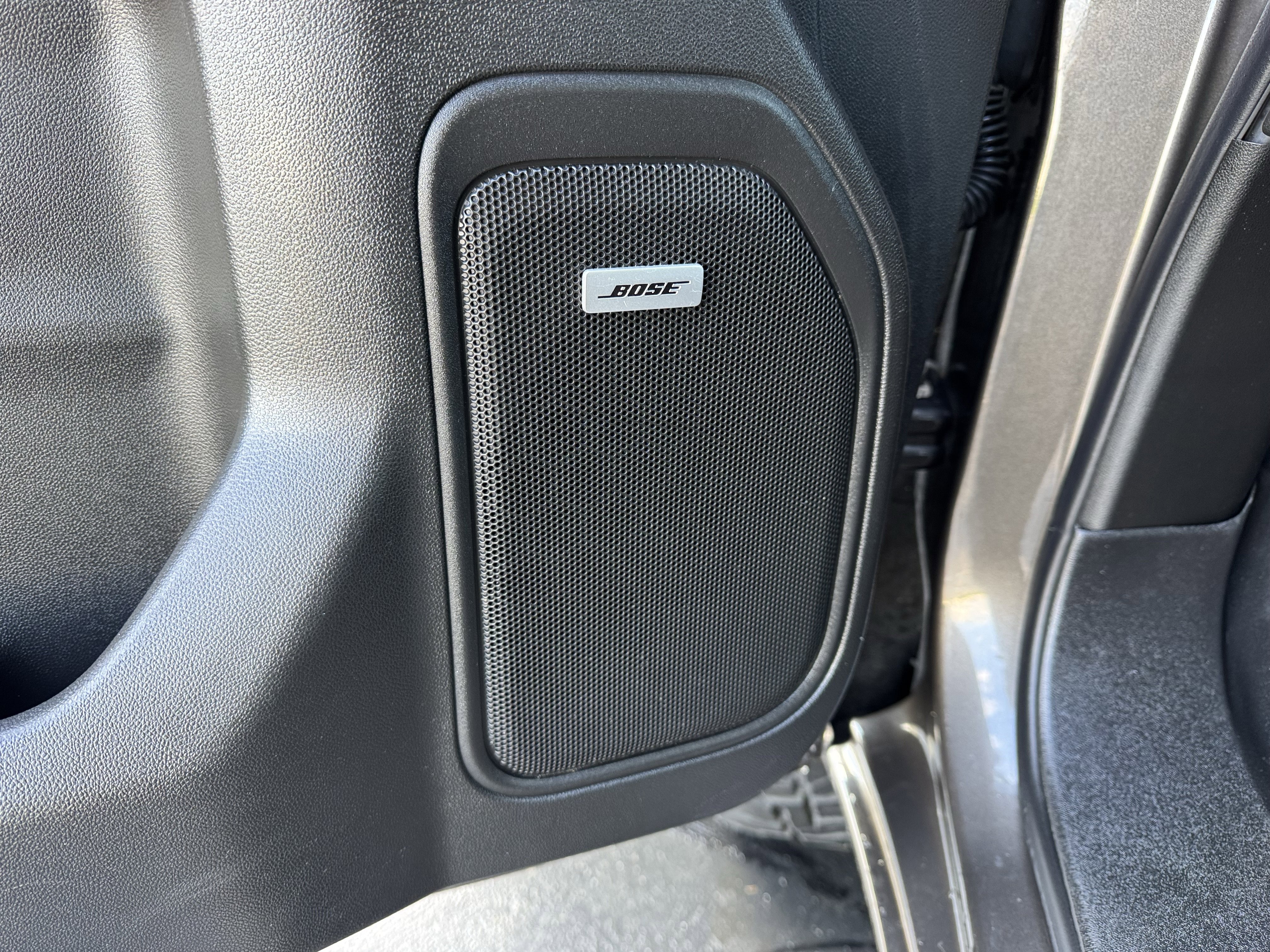 Used 2020 GMC Sierra 1500 Elevation w/ Elevation Value Package AWD/4WD image 12