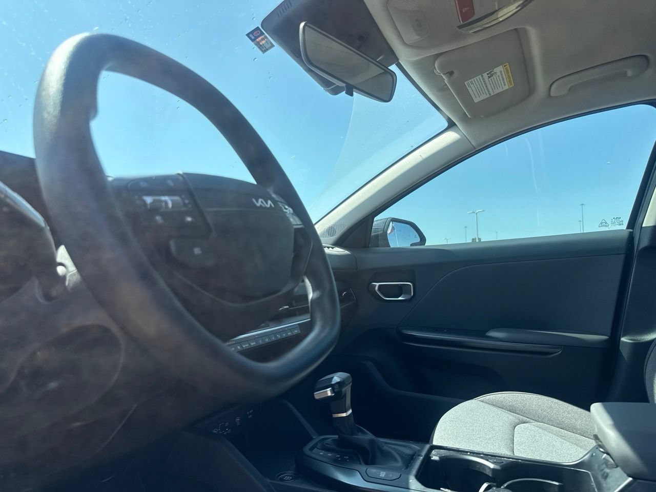 Used 2025 Kia K4 FWD image 29