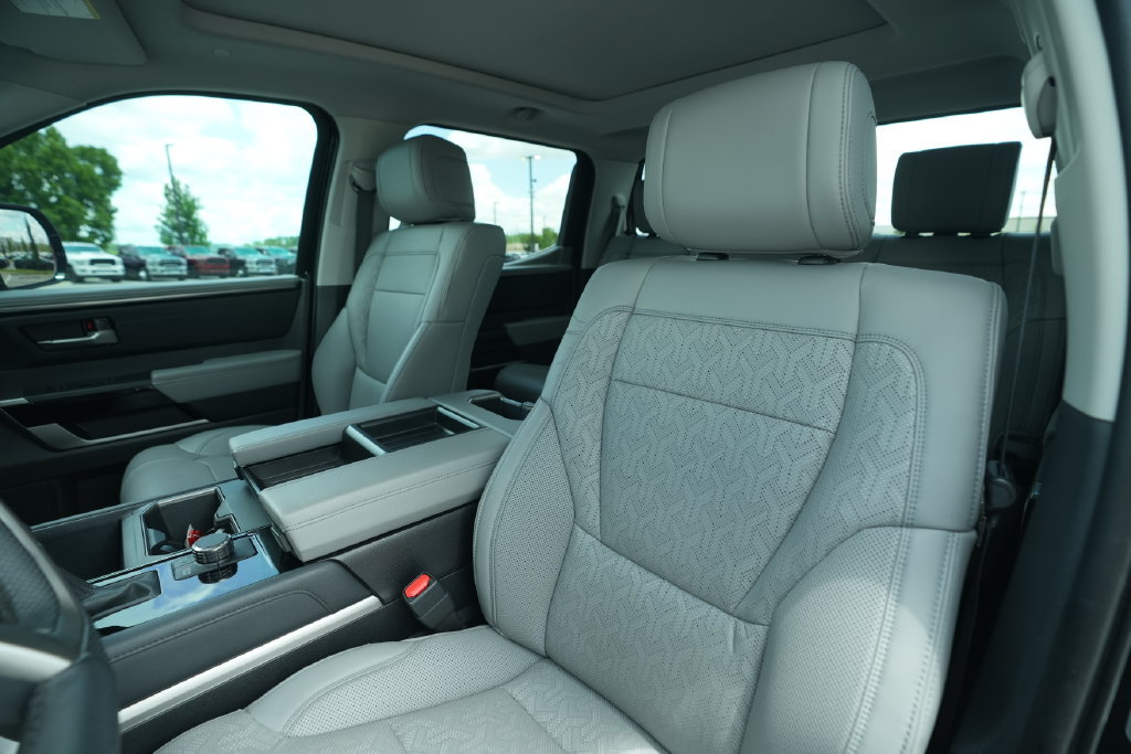 Used 2024 Toyota Tundra Limited w/ Power Package RWD image 42